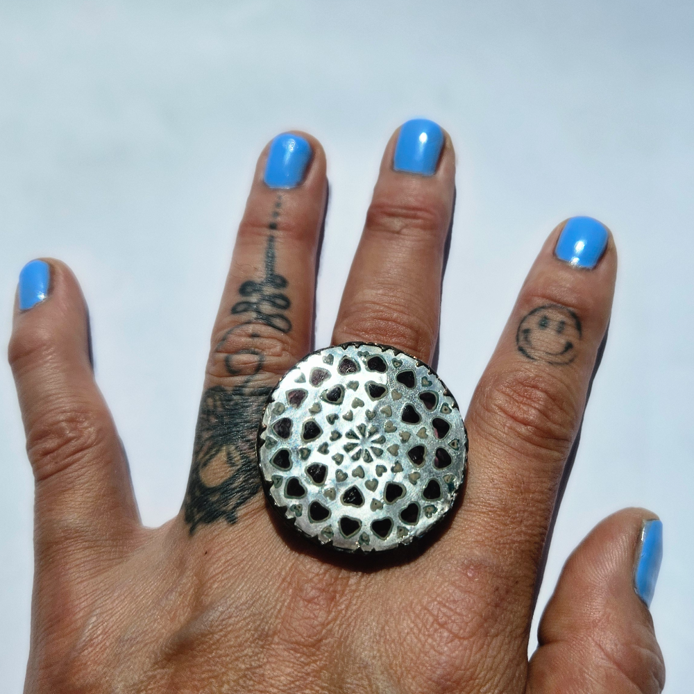 Mini Heartbreaker Ring in Pink - Image 9
