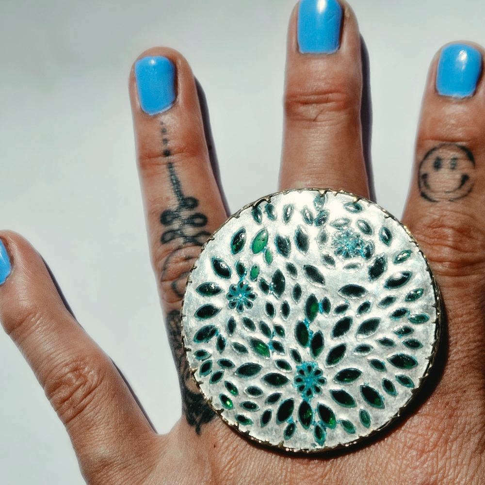 Winged Tearjerker Ring in Green - Image 8