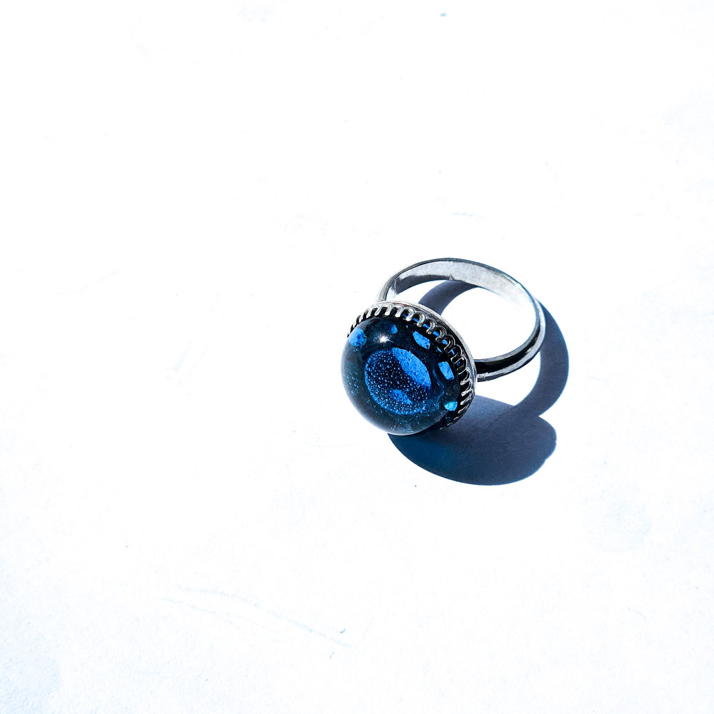 Crushed Candy Ring in Sapphire with Copper - Image 5