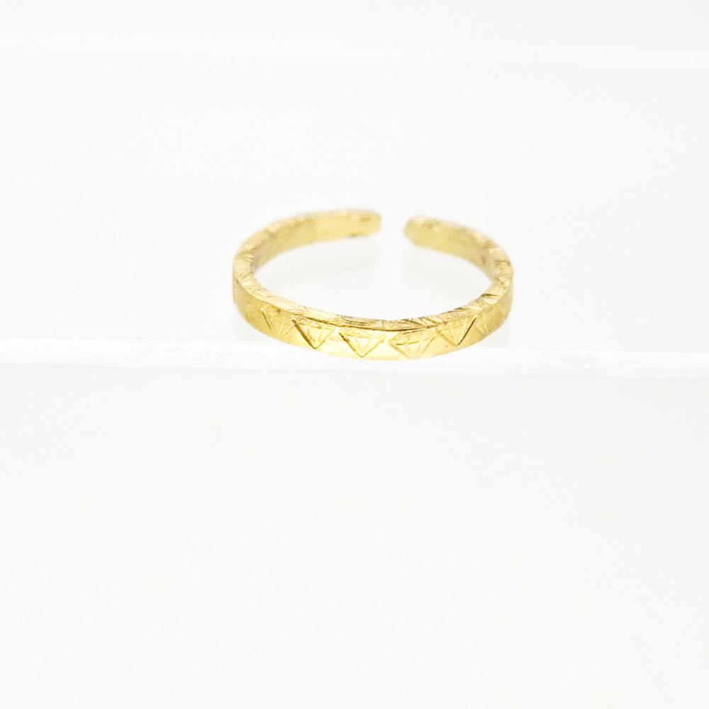 Lovestruck Matrix Ring — Raw Brass - Image 4